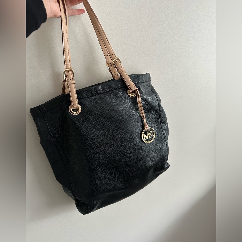 Michael Kors tote